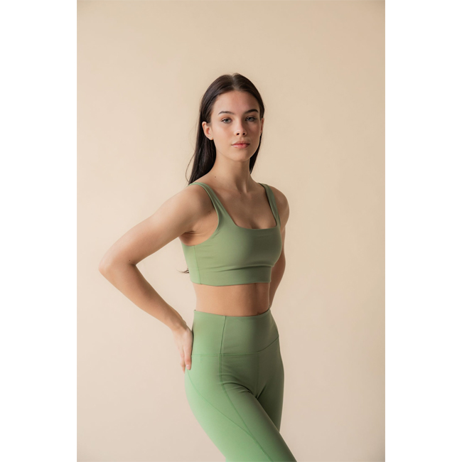 Girlfriend Collective Tommy Bra Square Neck (Mantis)