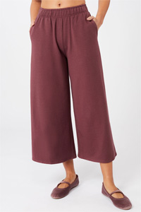 Mandala Wild Leg Pants Cropped (Ruby)